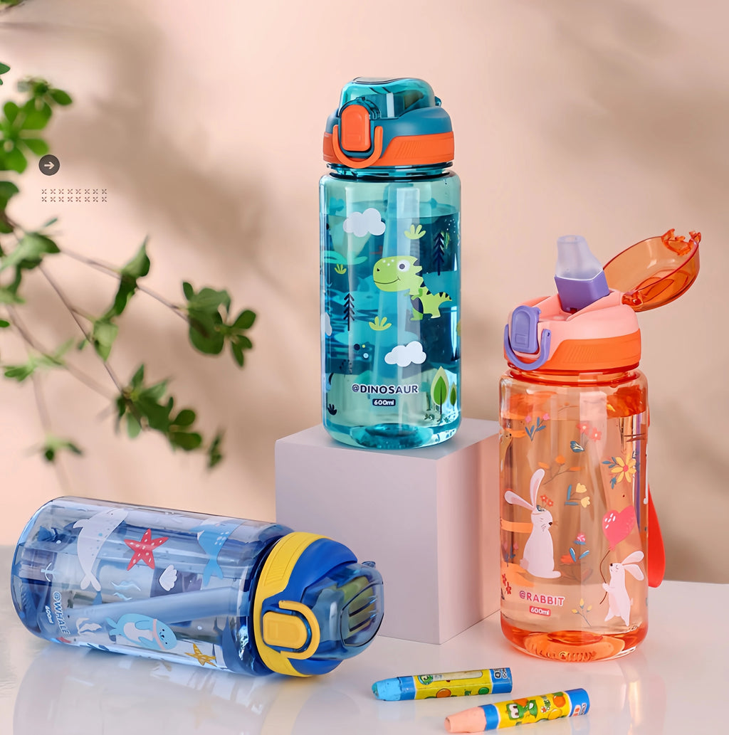 Little Space Cartoon Sippy Cup – 600ml BPA-Free Straw Water Bottle | 4 Colors